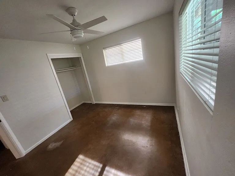 1519 E Cedar St — Photo 21
