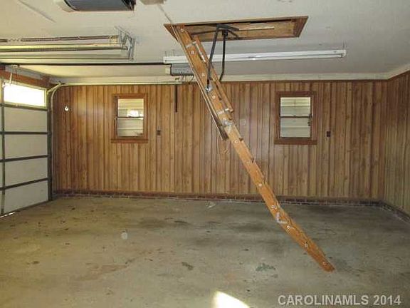 4th image of 3228 Audrey Dr