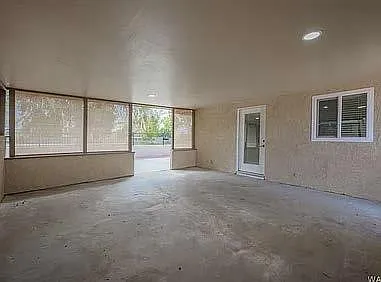 2605 Country Club Dr — Photo 6