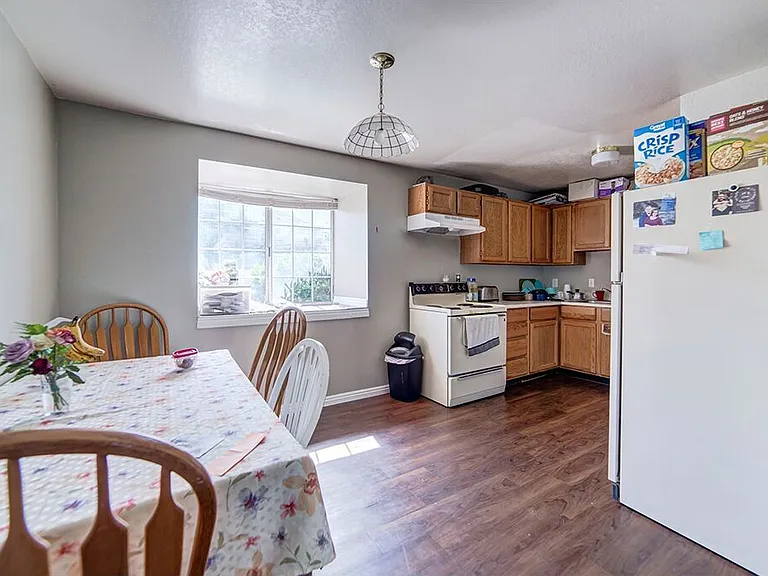 718 W 1720 N #226 — Photo 2