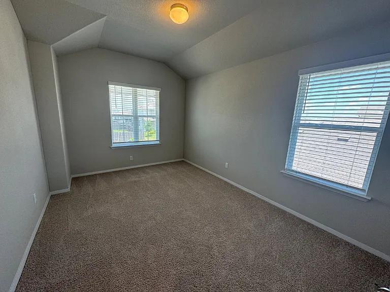390 Delta Crst — Photo 25
