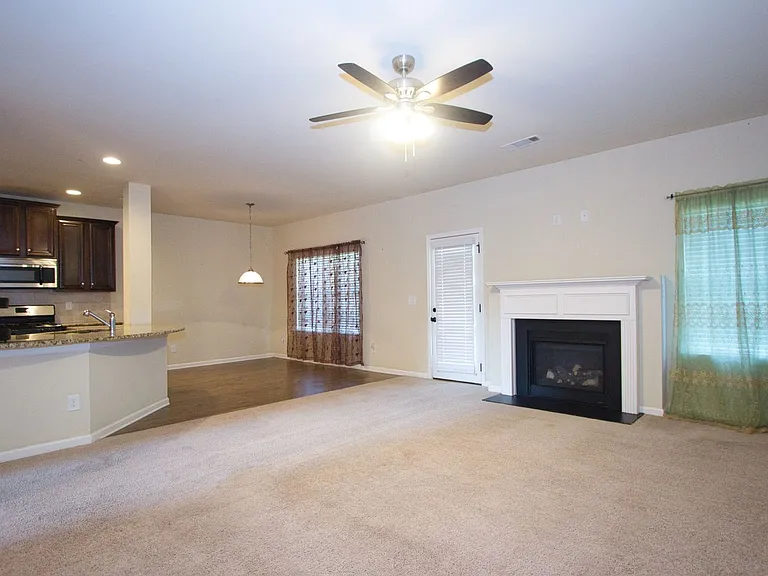 793 Kaitlyn Dr — Photo 11