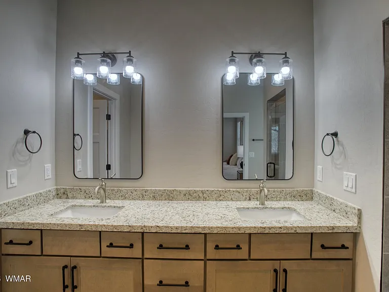 2141 W Whispering Springs Rd — Photo 18