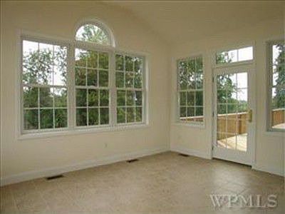 Spacious Sunroom