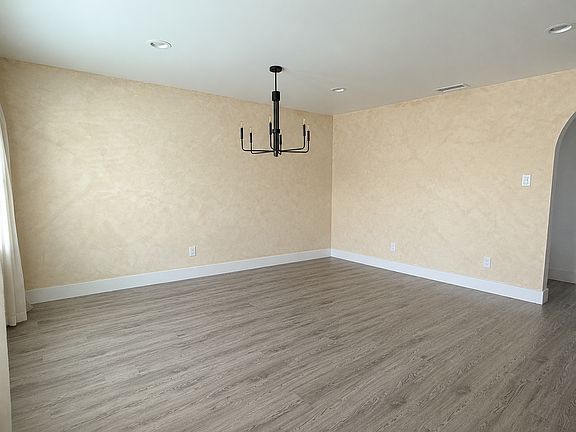 3rd image of 4544 W 156th St