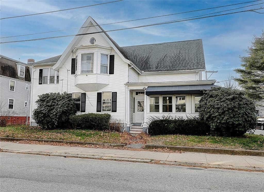 172 Pond St, Woonsocket, RI 02895 Zillow