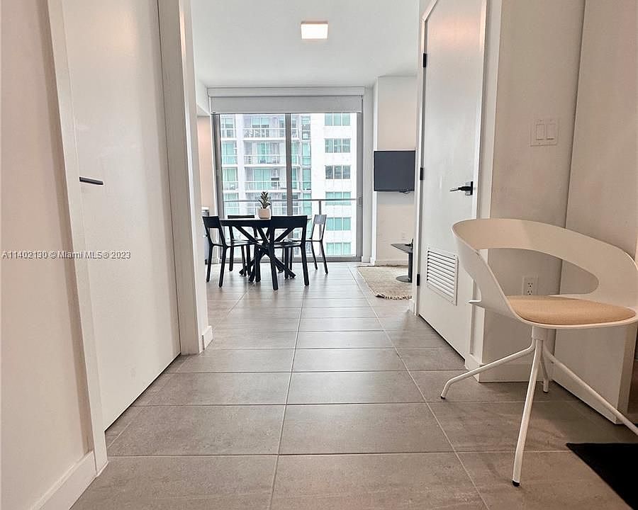 1st image of 227 NE 2nd St #2512