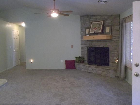 Family Room FP