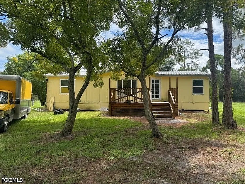 3 bed, 2.0 bath, 1104 sqft, $1,800 — Photo 1