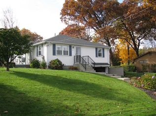 23 Montclair St, Chicopee, MA 01013