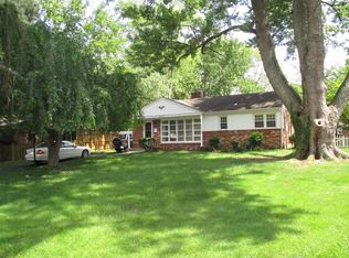 2003 Clark Pl, Alexandria, VA 22308