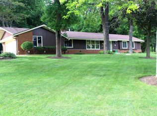 W196S7611 Hickory Ln, Muskego, WI 53150