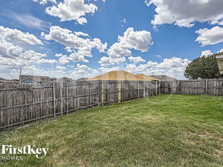 3613 Cayman Dr — Photo 27