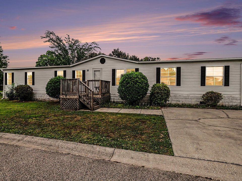 1st image of 101 Cheston Ct.
