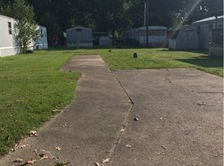 2912 S Saint James Blvd, Evansville, IN 47714