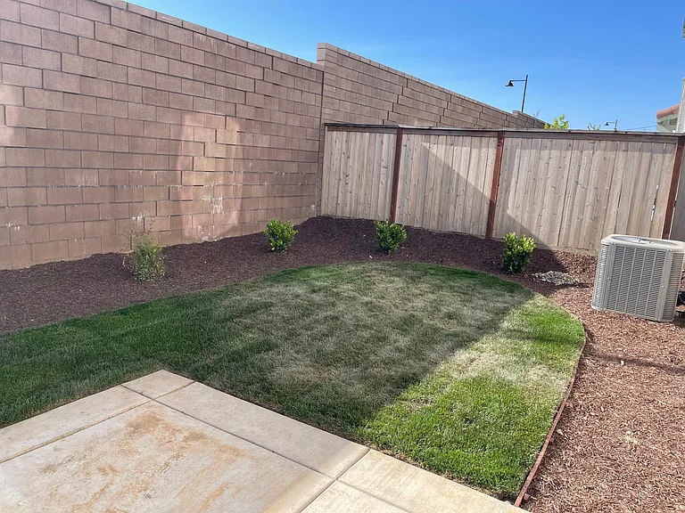 3261 Sherman Way — Photo 36