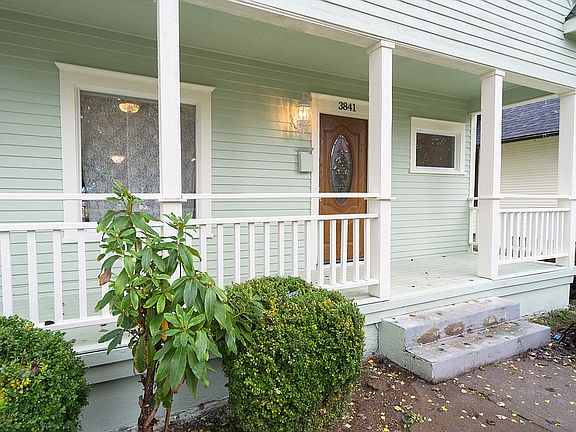 2nd image of 3841 Tacoma Ave S