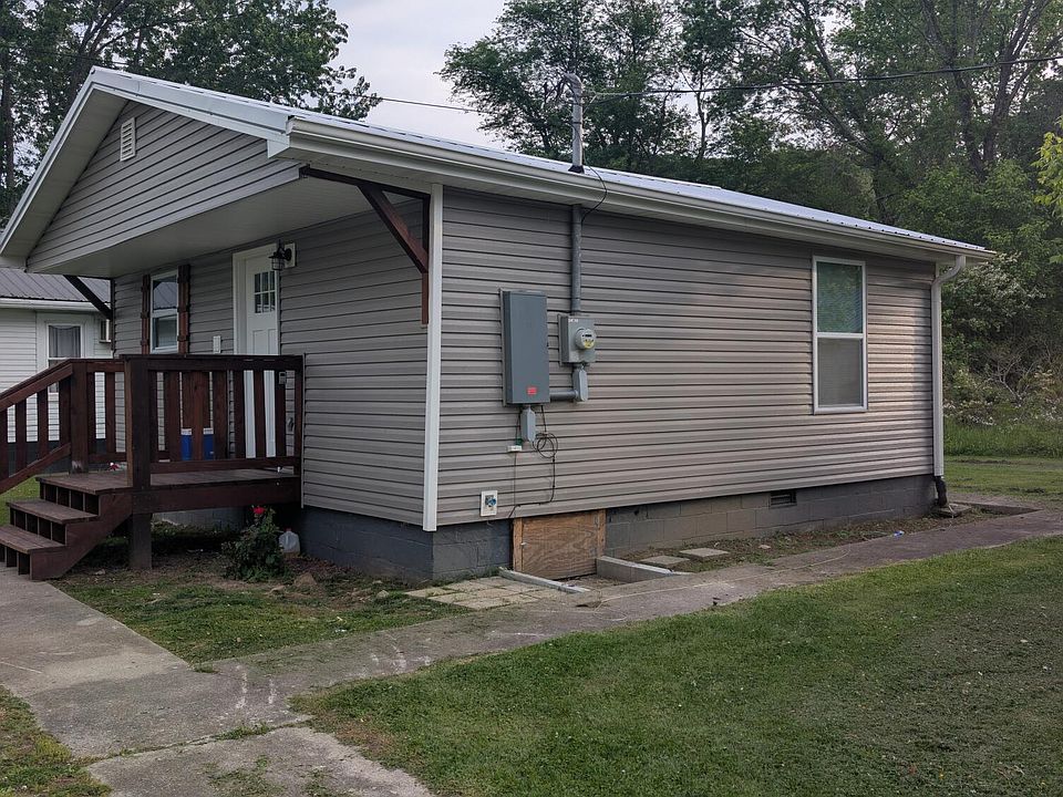 2nd image of 1801 Exeter Ave