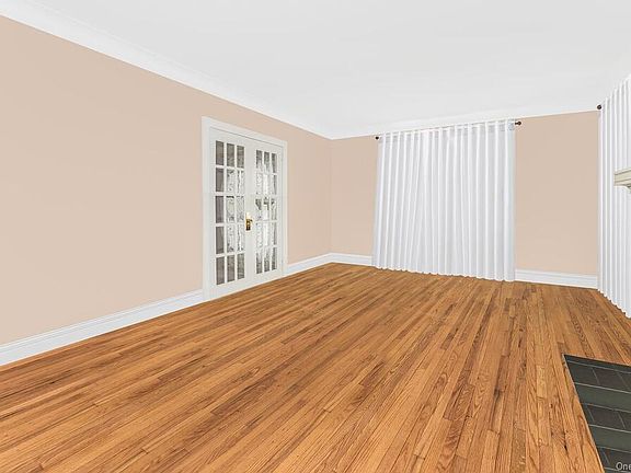 4th image of 603 North Broadway