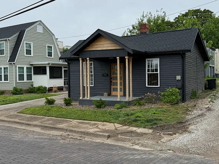 1353 1/2 Charleston Ave #A — Photo 10