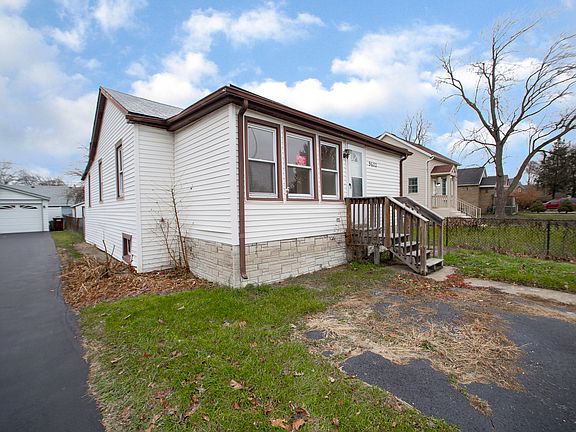 3rd image of 9622 S Melvina Ave