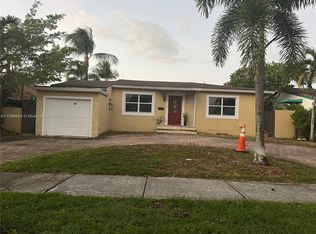 1511 Plunkett St, Hollywood, FL 33020