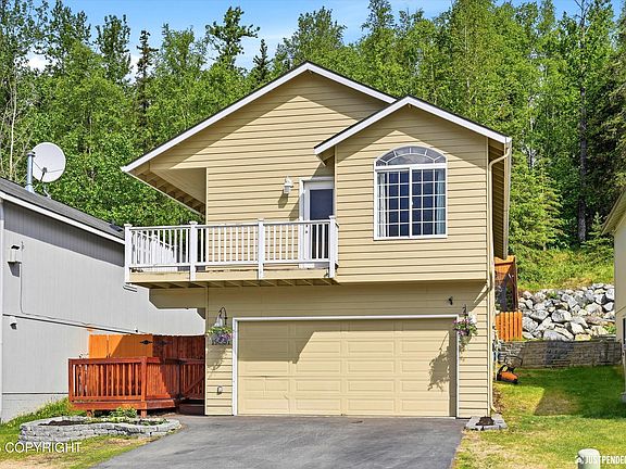 2nd image of 19551 Highland Ridge Dr
