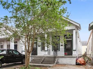 3607 Banks St, New Orleans, LA 70119