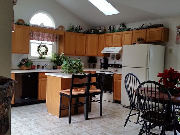 2nd image of 4628 Lenox Dr
