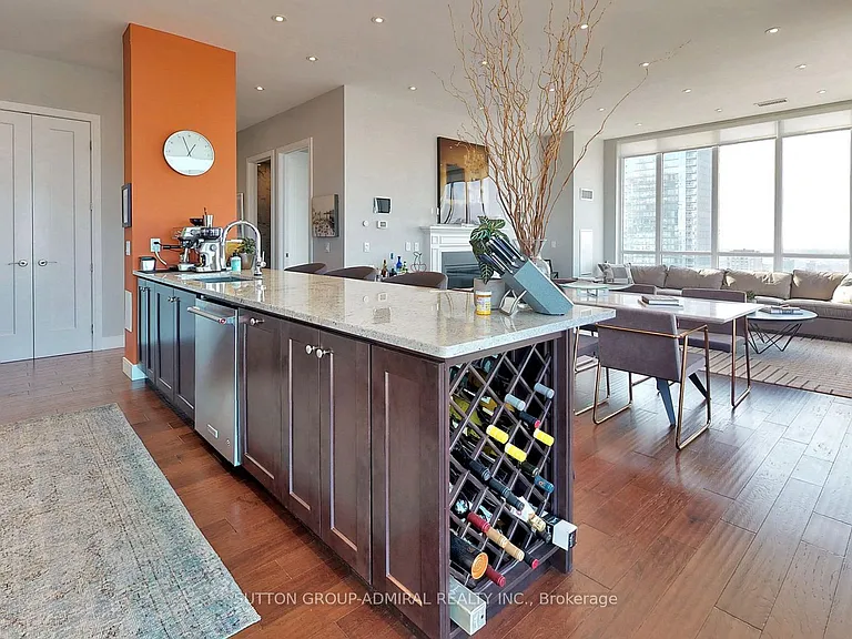 825 Church St #Penthouse 401 — Photo 12