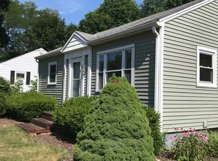 220 Evelyn Ave, Kalamazoo, MI 49001