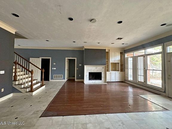 5th image of 58 Robinwood Pl