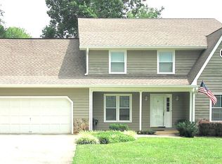 100 Mallard Ln, Oak Ridge, TN 37830