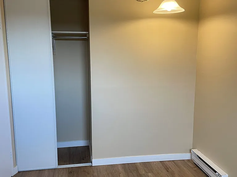754 Laflin St — Photo 22