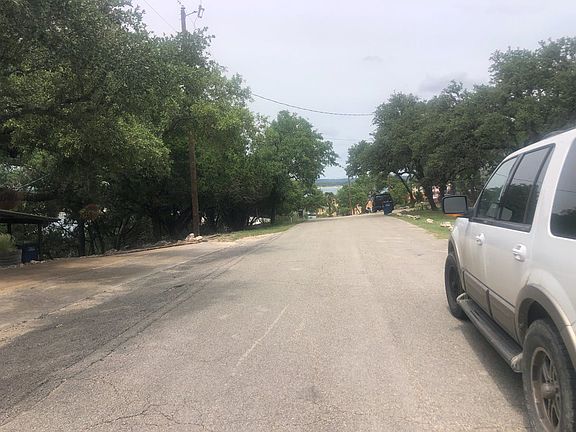 5th image of 1135 Village Shore Dr