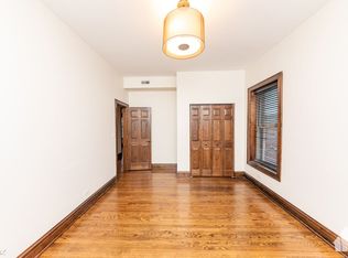 1049 W Ainslie St #3B, Chicago, IL 60640