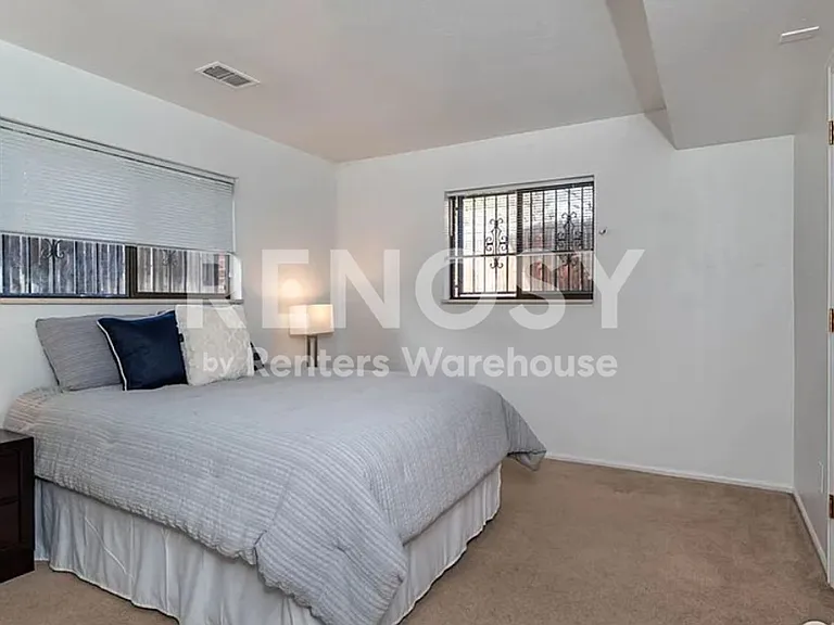 5452 Blackhawk Rd — Photo 37