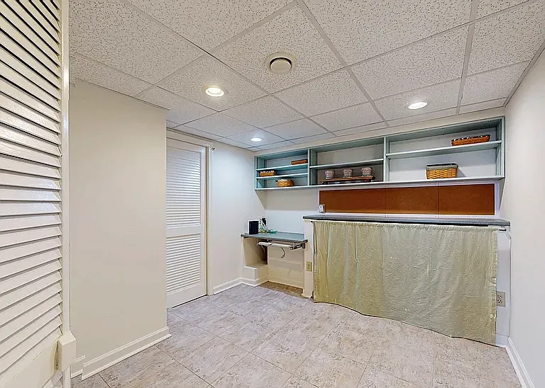 68 Virginia Ave #14 — Photo 12