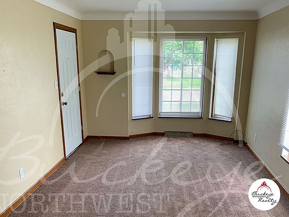4th image of 3801 Torrance Dr #2