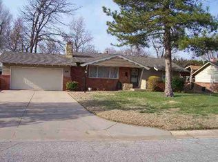 9310 W Murdock St, Wichita, KS 67212