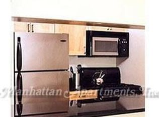 321-325 W 90th St, New York, NY 10024