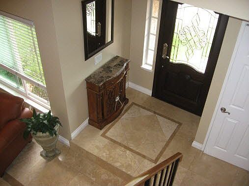 3rd image of 1209 Heatherview Dr