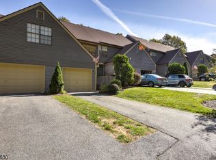 59 Bunker Hill Rd APT B, West Milford, NJ 07480