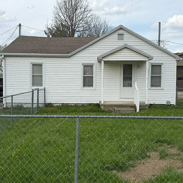 12321 Pleasant Valley Rd photo 1