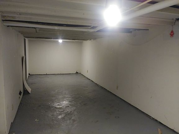 3rd image of 509 Neal Ave