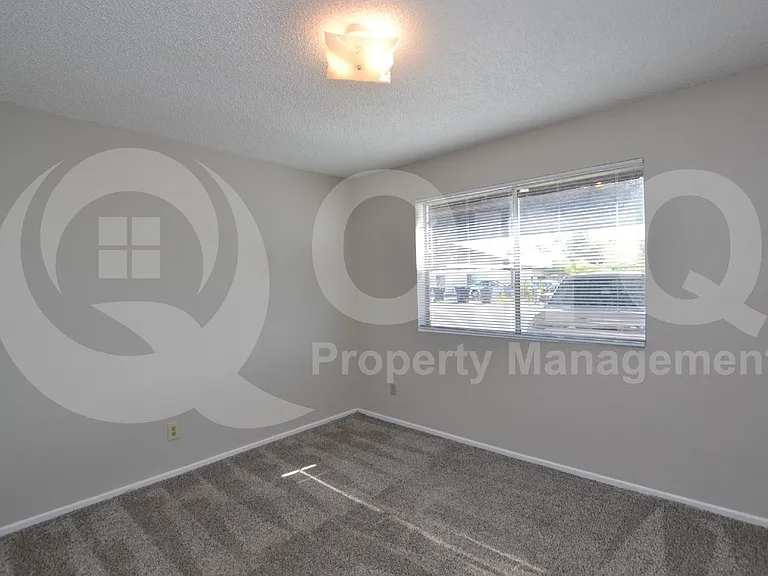 1861 N Center St #2 — Photo 20