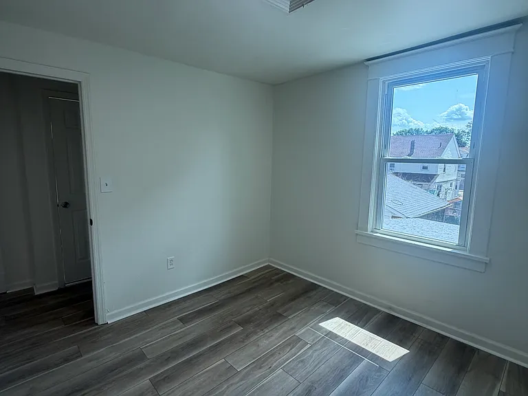 214 Ward St #2 — Photo 8