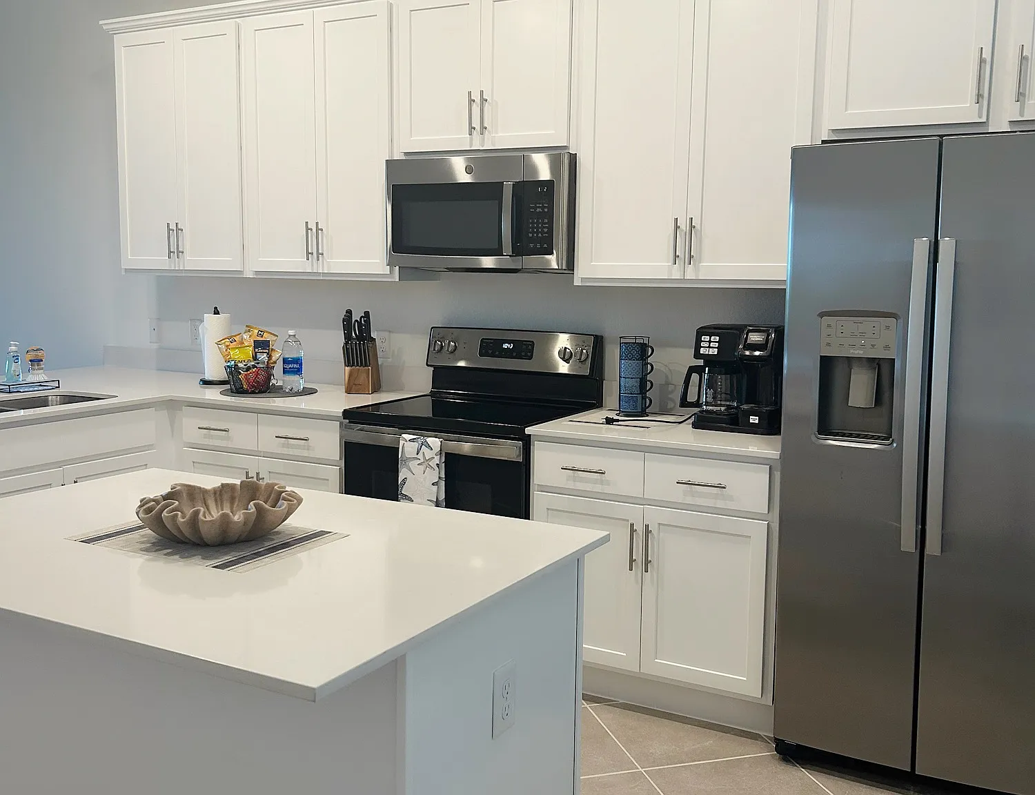 14121 Heritage Landing Blvd — Photo 3