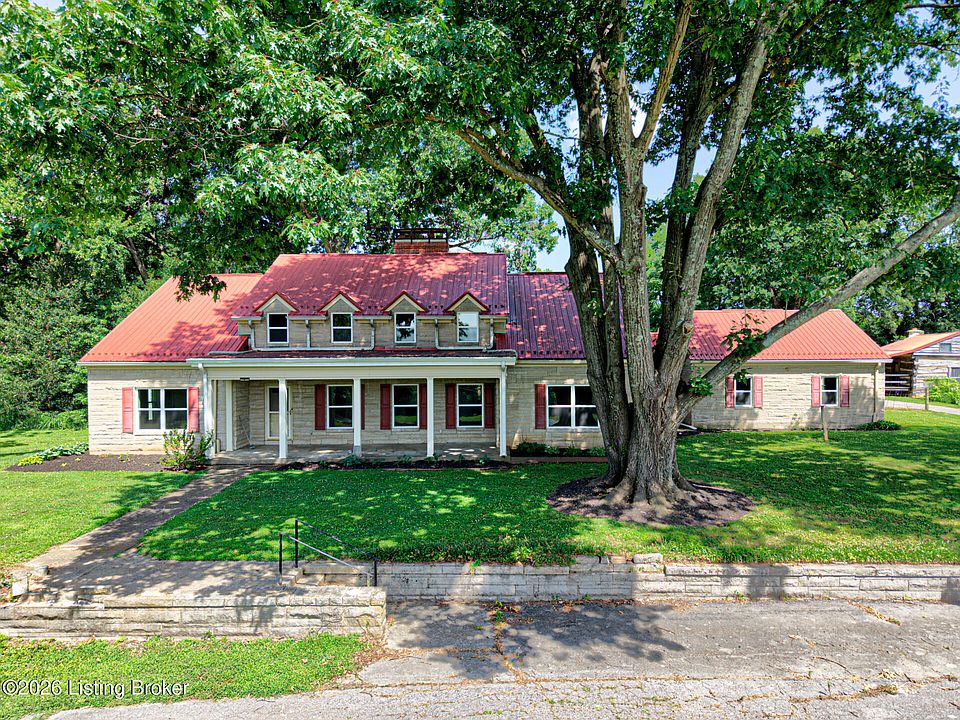 1st image of 302 Eminence Pike