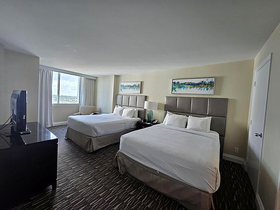3rd image of 2670 E Sunrise Boulevard #1105